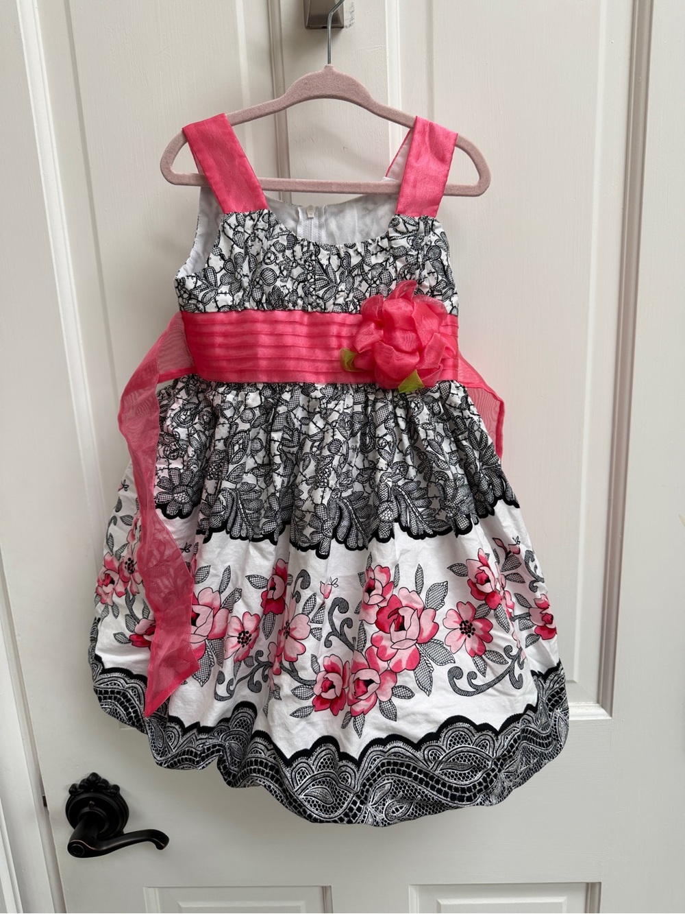 NWOT Jessica Ann Girls 4 Pink & Black Floral Lace Sleeveless Formal Party Dress